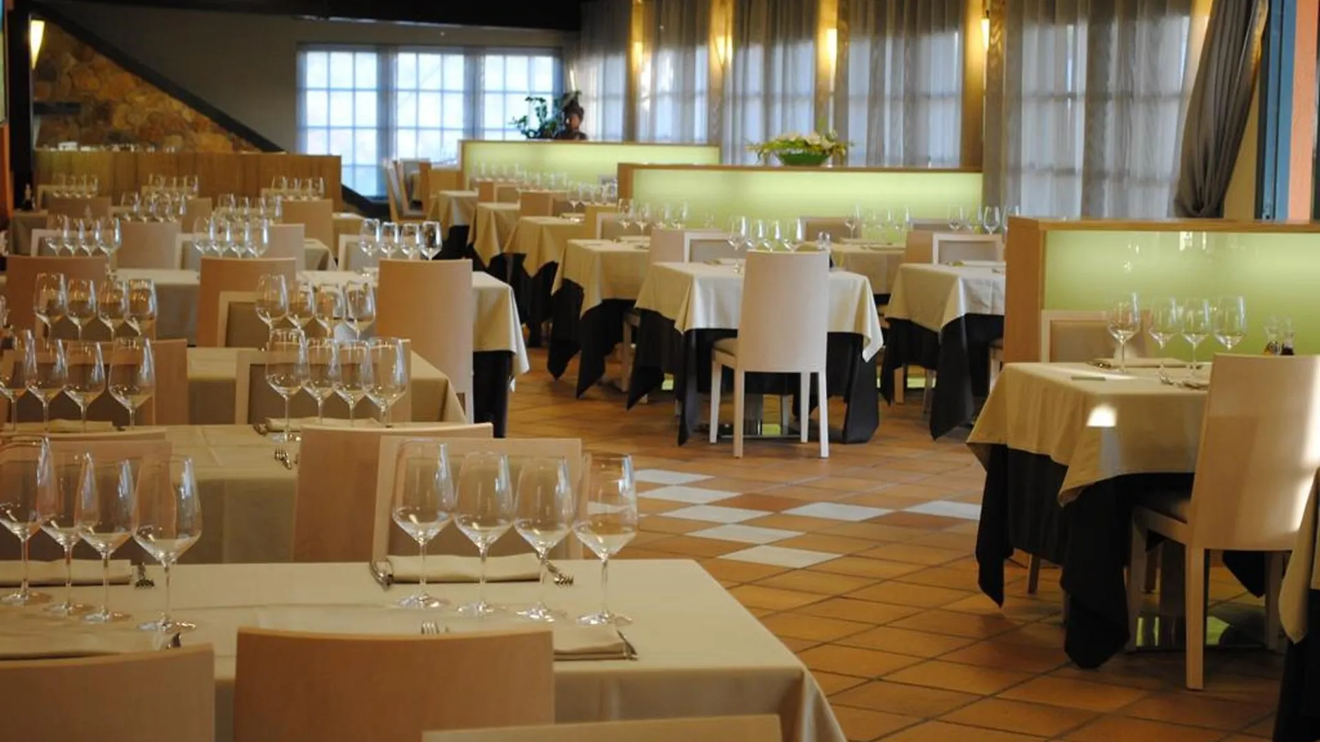 Papalus Bungalow Lloret de Mar